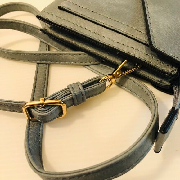 Clutch Cross-Body Bag/Purse Pale/Baby Blue Gold Tone Vegan Prep Core Classy - Picture 8 of 9